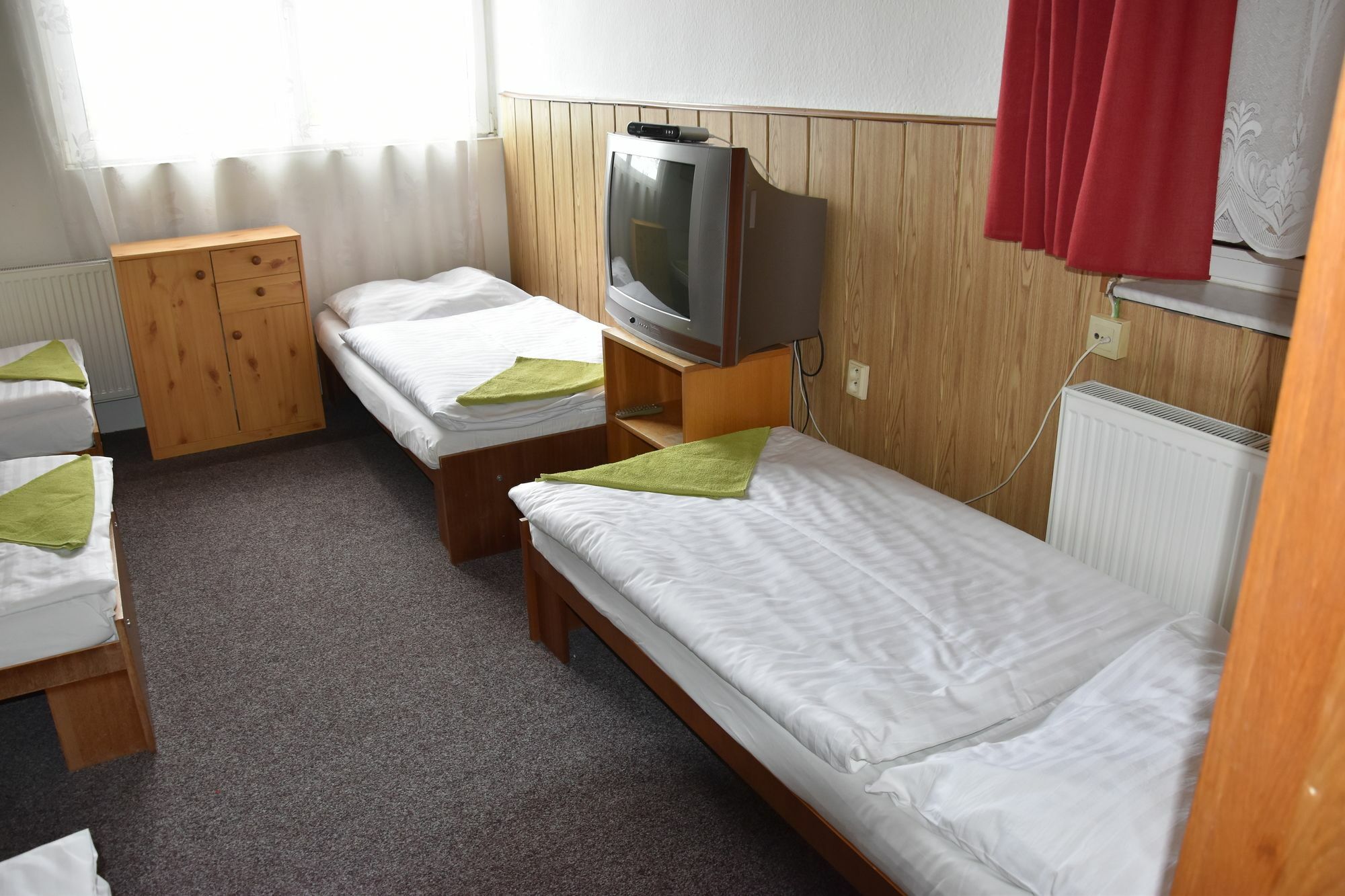 Hotel Alexander Praha Bagian luar foto