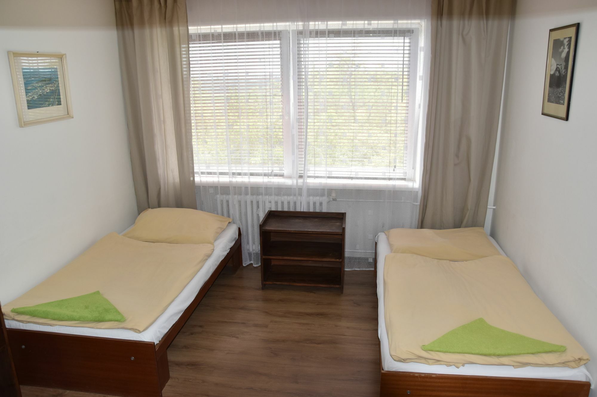 Hotel Alexander Praha Bagian luar foto
